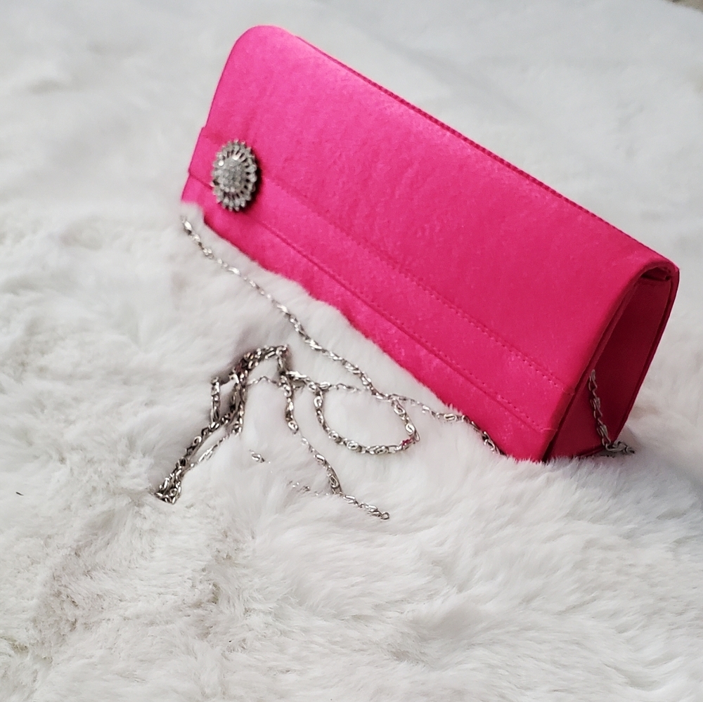 Pink clutch - Picture 3 of 5